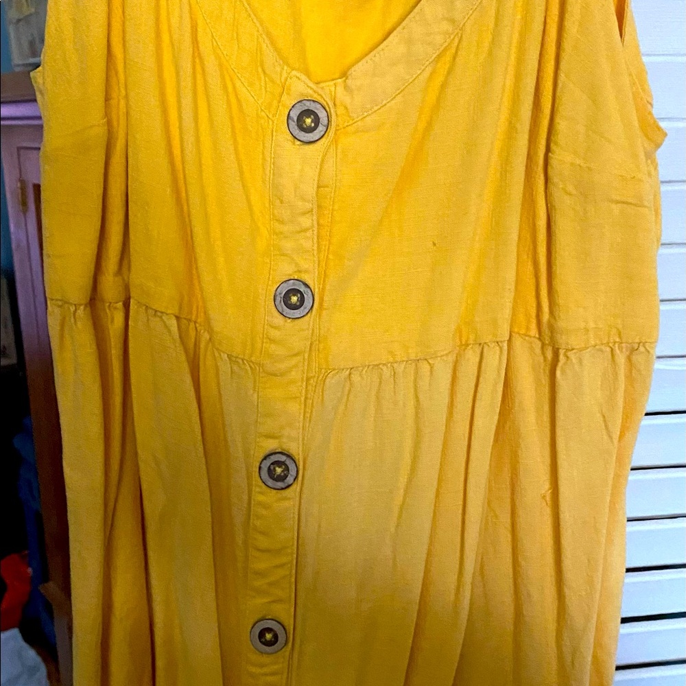 Sleeveless button front top